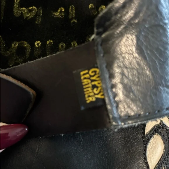 Black/Cream Fringe Rare Leather Jacket and Chaps. Excellent condition. Sz Medium - Picture 8 of 16